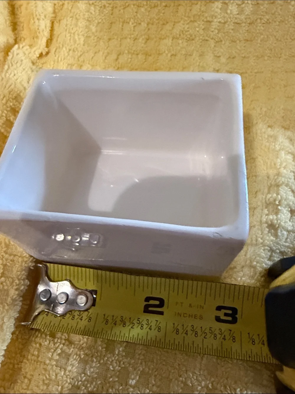 White Ceramic sweetener holder. Vintage 1983